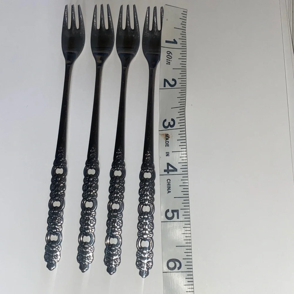 Vintage Oneida Stainless Cocktail/ Shrimp Set Of 4 Forks